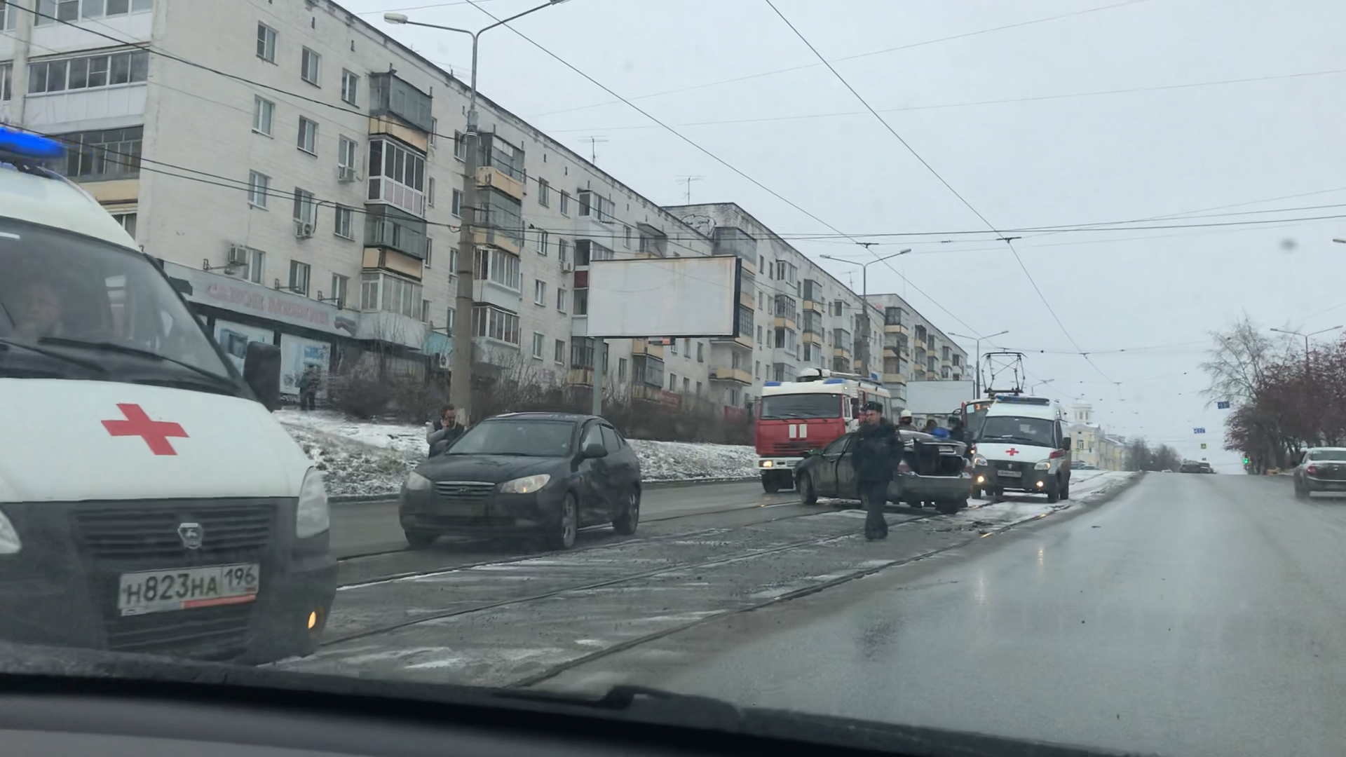 В ДТП на улице Фрунзе в Нижнем Тагиле пострадала 80-летняя пенсионерка  (Видео) - Все новости Нижнего Тагила и Свердловской области