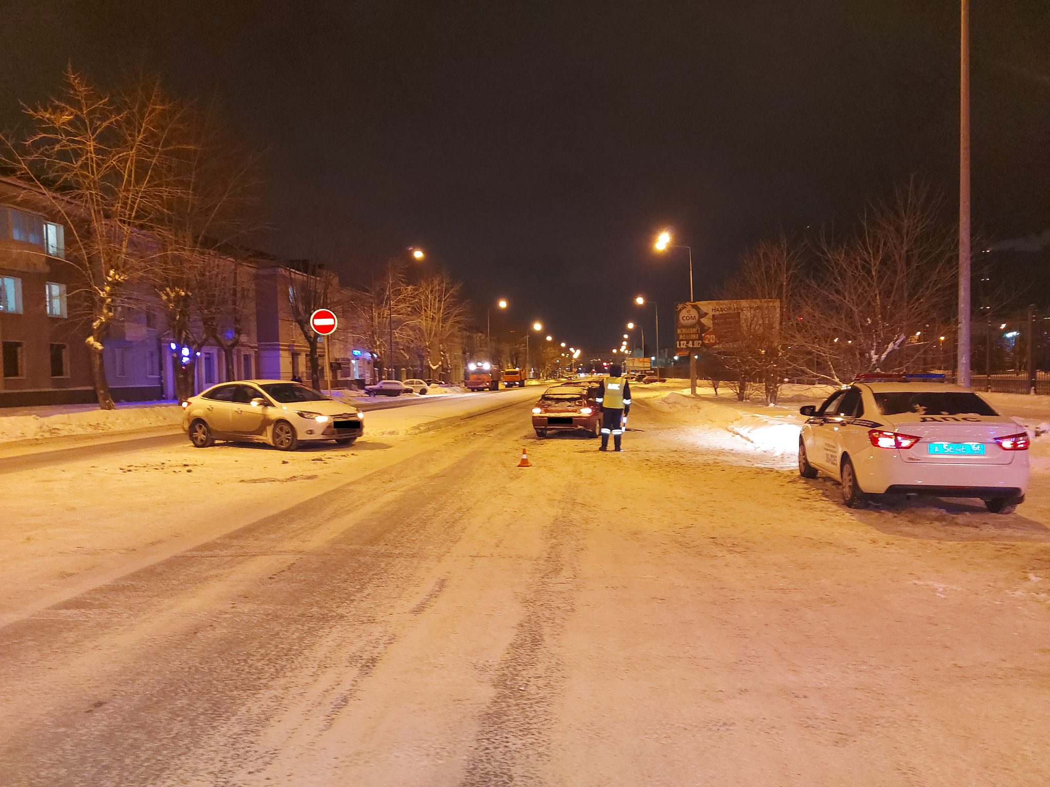 Новости Нижнего Тагила сегодня происшествия вагонка ДТП. Авария в Нижнем Тагиле сегодня на Вагонке на Алтайской. Авария на зари 16. Нижний Тагил.