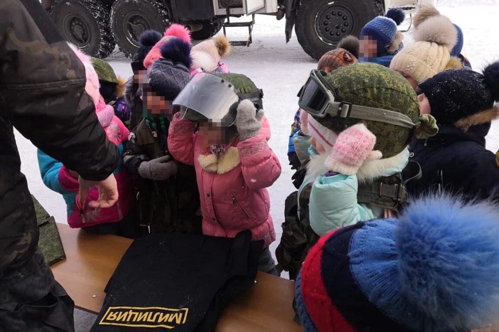 Поездка нижнетагильских детсадовцев в автозаке попала в федеральную повестку -