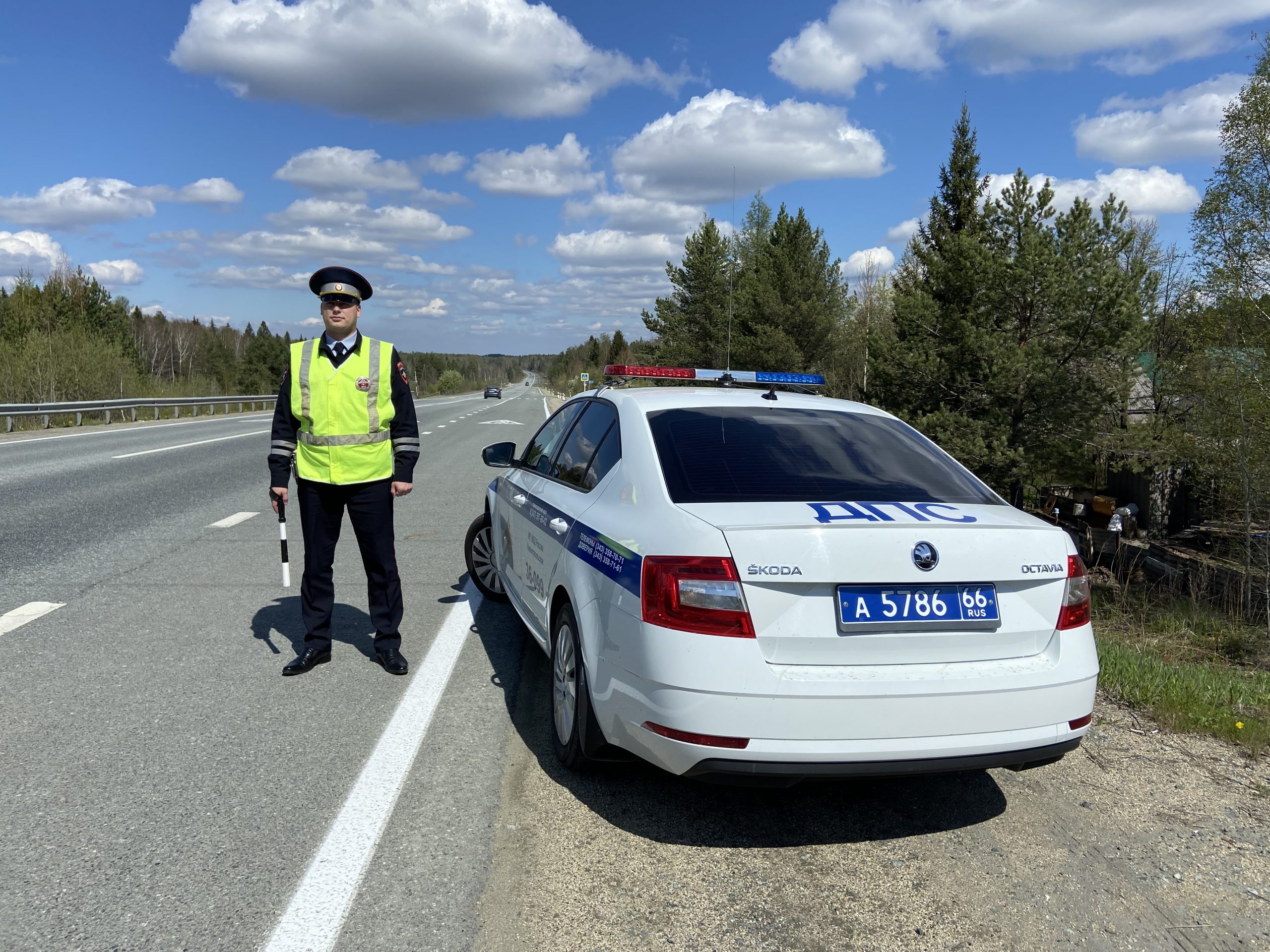 Гаи нижний тагил. Сотрудник ДПС. Сотрудница ГИБДД. ДПС России. Госавтоинспекция.