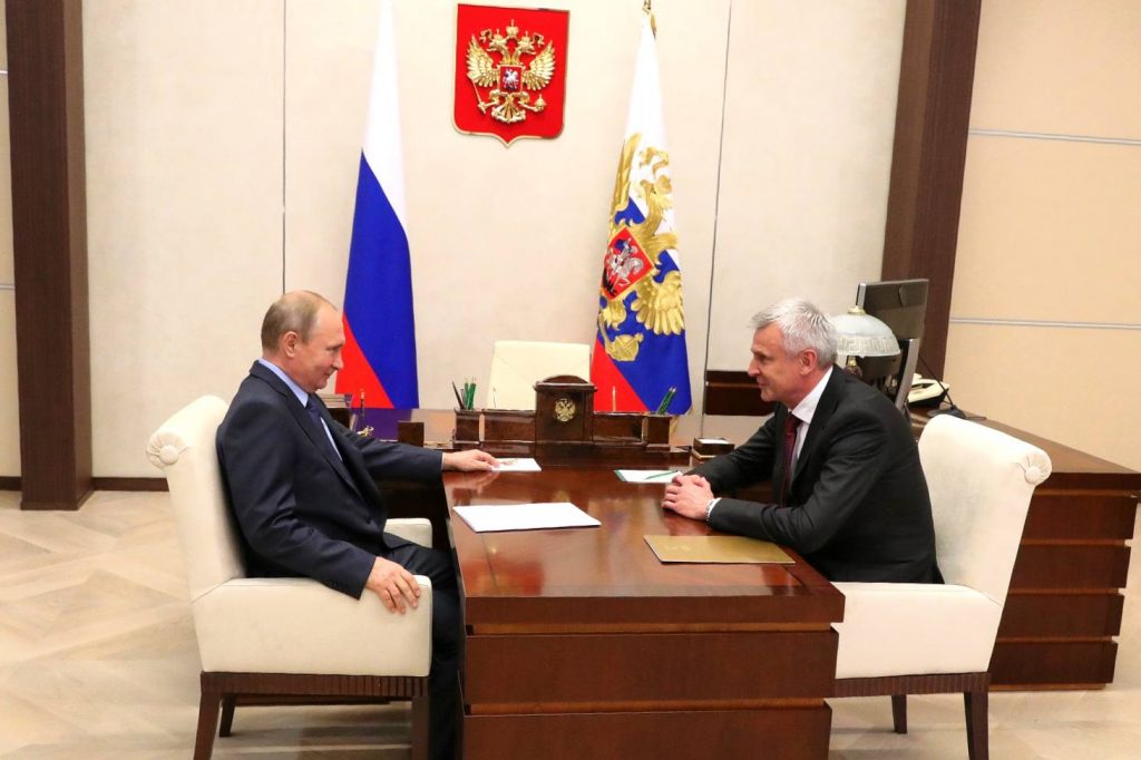 Президент Путин провел встречу с губернатором Магаданской области Сергеем Носовым - Президент Российской Федерации Владимир Путин навестил экс-мэра Нижнего Тагила. Подробности на сайте. Носов Сергей Сергей Носов Носов