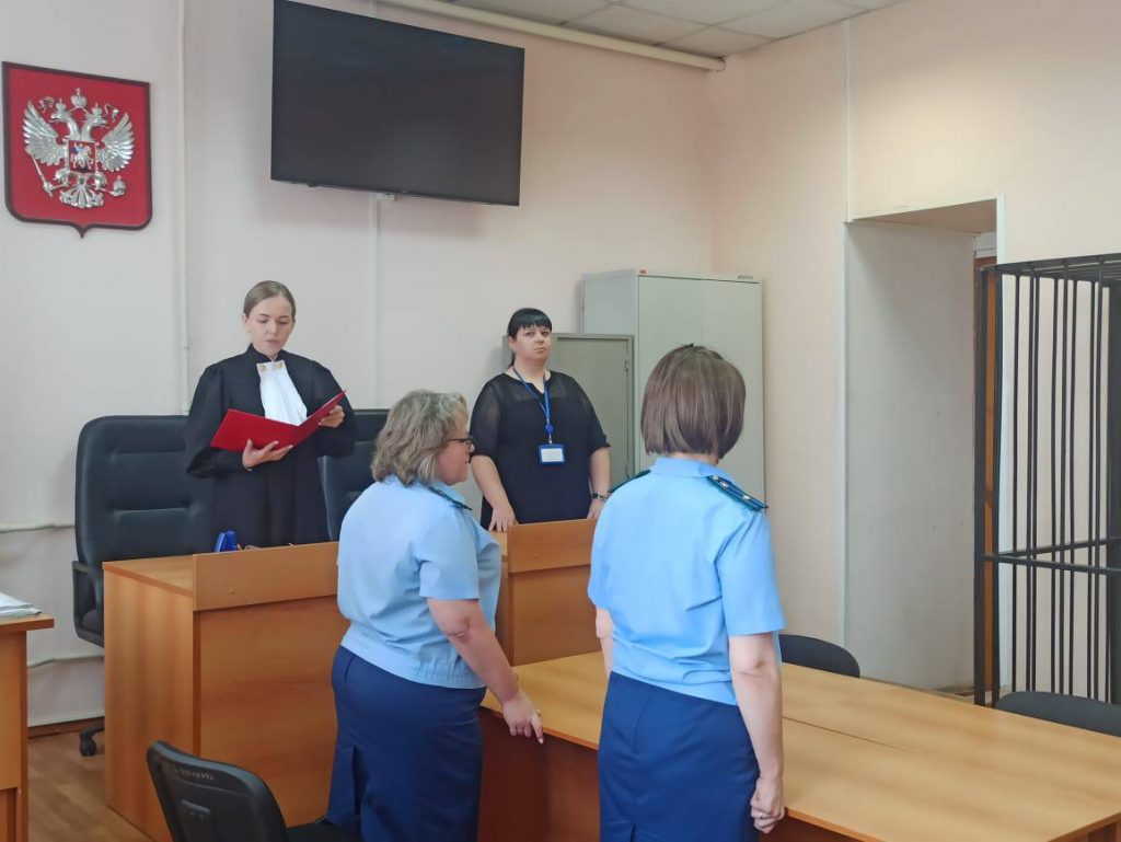 Пожар из-за ссоры: в Нижнем Тагиле вынесли приговор поджигателям квартиры пенсионерки -