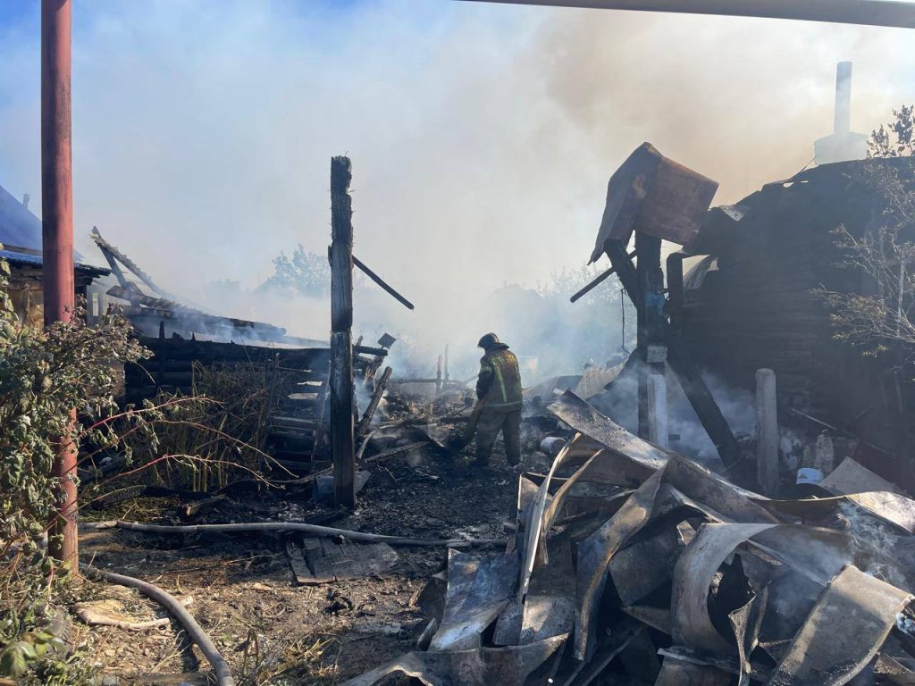Прокуратура проводит проверку в связи с пожарами в Ревде и Дегтярске - Прокуратура Свердловской области начала проверку в связи с лесными пожарами, вспыхнувшими на территориях Ревды и Дегтярска. Соответствующая информация была распространена пресс-службой ведомства. Прокуратура проводит проверку в связи с пожарами в Ревде и Дегтярске -