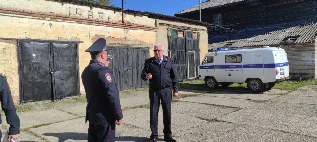 Глава свердловского гарнизона МВД посетил с рабочим визитом ОВД Новолялинский -