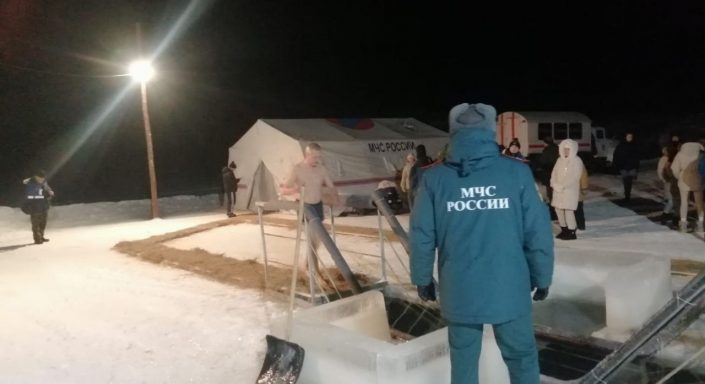 В купелях Свердловской области на Крещение окунулись 18 тысяч человек -