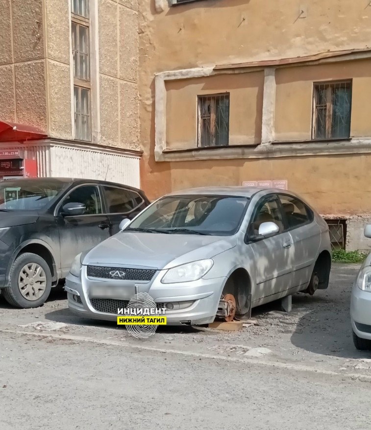Вандализм накрывает Нижний Тагил район за районом - В Нижнем Тагиле не утихают случаи вандализма в отношении автомобилей. Вандализм накрывает Нижний Тагил район за районом -