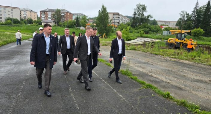 В Дегтярске дан старт подготовке площадки под ФОК «Горняк» -