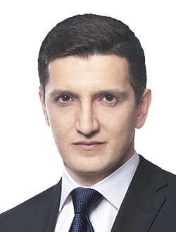 Копилка с двойным дном: тагильская мэрия тратит миллионы через депутатов - Бюджетные средства, предназначенные для содержания школ, детсадов и учреждений культуры, фактически проходят через руки депутатов Абдулов