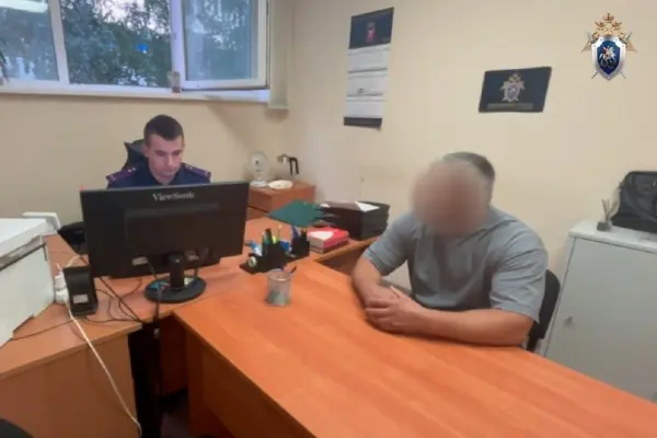 В Екатеринбурге задержали фигуранта по делу о конфликте с учёным Зезиным - В столице Среднего Урала силовики взяли под стражу 39‑летнего мужчину. Его связывают с резонансным инцидентом, после которого ушёл из жизни учёный Никита Зезин — доктор сельскохозяйственных наук, руководитель «Уральского федерального аграрного научно‑исследовательского центра УрО РАН». В Екатеринбурге задержали фигуранта по делу о конфликте с учёным Зезиным -