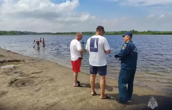 вода