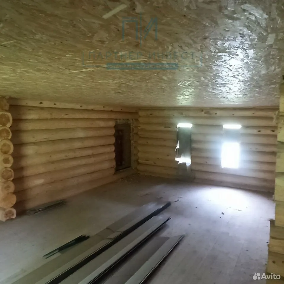 Под Тагилом продают недострой со спорным бизнесом - В поселке Чащино под Нижним Тагилом выставили на продажу имущественный комплекс площадью 648 квадратных метров. Объект позиционируется как база отдыха для проведения свадебных мероприятий. Цена – 11,8 миллиона рублей. Однако юридический статус земли ставит под сомнение возможность законного использования объекта по назначению. Под Тагилом продают недострой со спорным бизнесом -