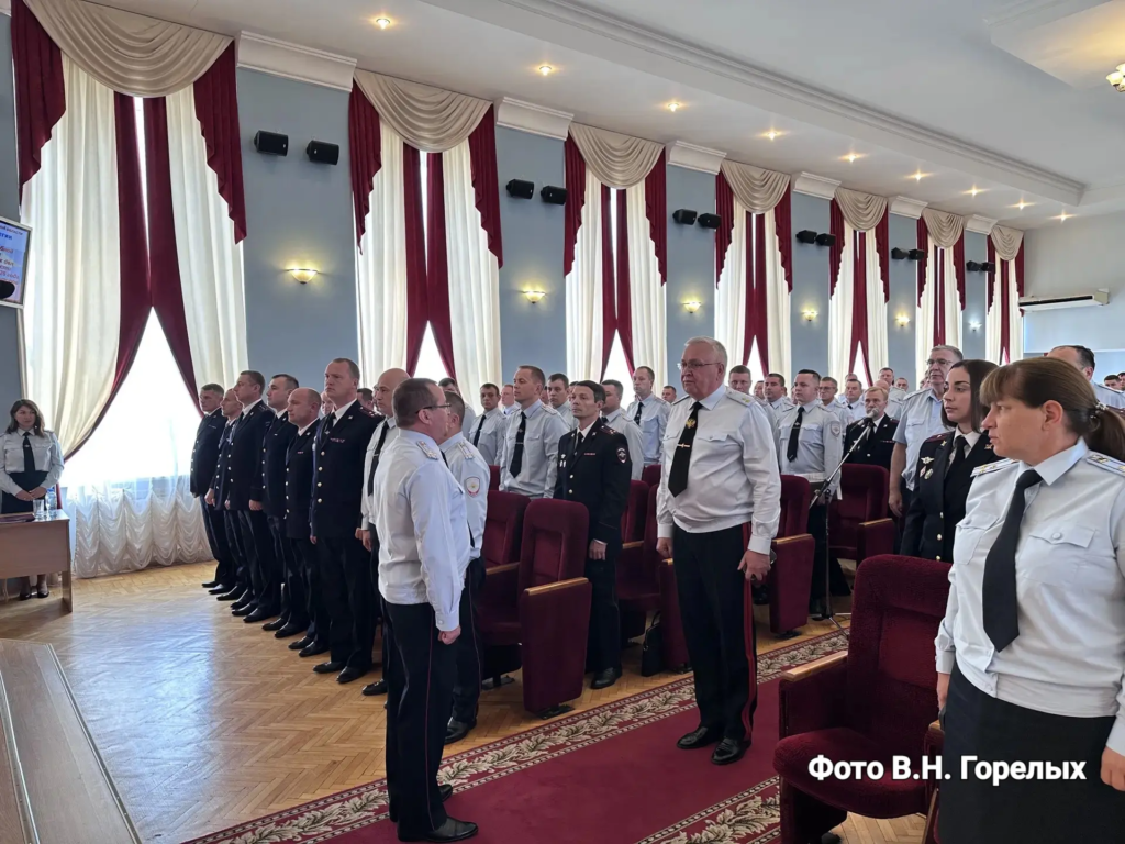Валерий Горелых в цифрах рассказал о состоянии правопорядка в Свердловской области за 6 месяцев 2026 года - Валерий Горелых в цифрах рассказал о состоянии правопорядка в Свердловской области за 6 месяцев 2026 года. горелых