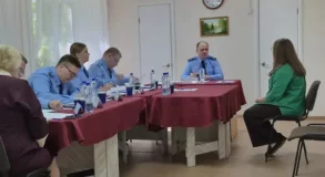 Прокурор Свердловской области Крылов выслушал жалобы жителей Режа -