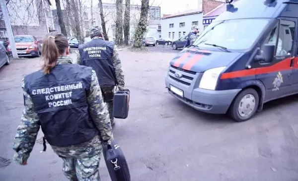 В лагере под Верхотурьем отравились дети: Следственный комитет возбудил дело - Правоохранительные органы начали уголовное преследование по факту массового недомогания несовершеннолетних в одном из загородных лагерей. Поводом для вмешательства Верхотурского межрайонного следственного отдела СУ СК России по Свердловской области стала госпитализация отдыхавших там малышей. В лагере под Верхотурьем отравились дети: Следственный комитет возбудил дело -
