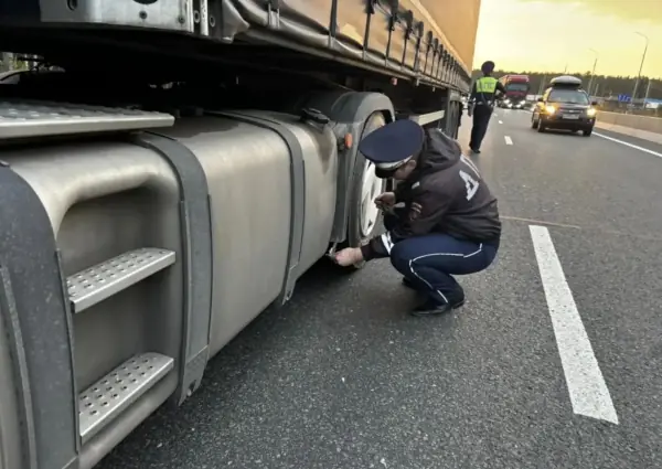 В Свердловской области фура задавила пешехода на трассе М-12 Восток -