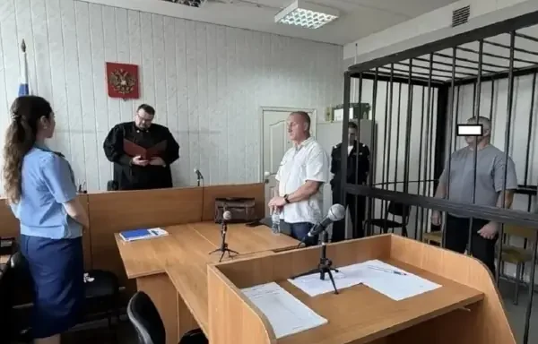 Суд оставил под стражей обвиняемых в нападении на ученого РАН -