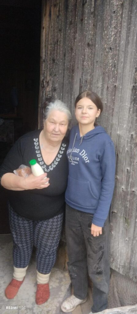 Бумеранг добрых дел: общественники поздравили старшее поколение в Висимо-Уткинске - Местный общественник Владимир поделился с изданием «Реальный Тагил» подробностями акции, приуроченной ко Дню пожилого человека в поселке Висимо-Уткинск. висим благотворительность