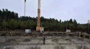 В Сысерти на стройке очистных сооружений залили более 300 кубометров бетона -