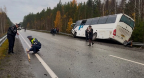 Два уральца погибли в ДТП с автобусом на трассе в Реж (видео) -