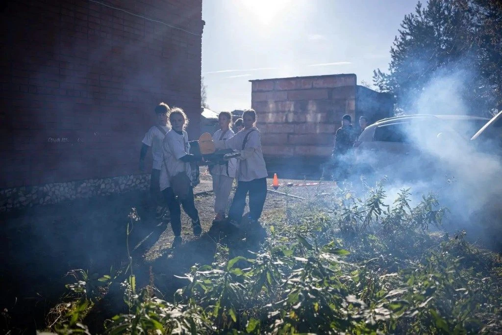«Юный спасатель»: в Черноисточинске школьники учились действовать в чрезвычайных ситуациях -